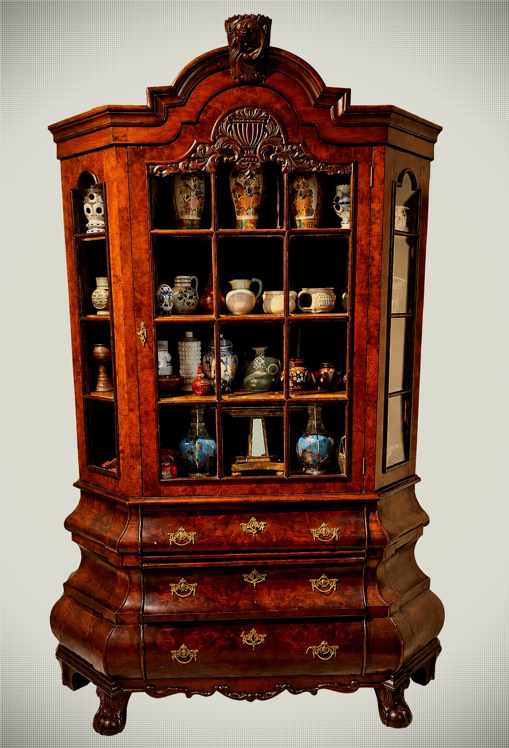 Vitrine hollandaise bombée – Style ancien