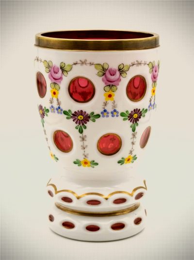 Vase de vitrine ancien de Bohême
